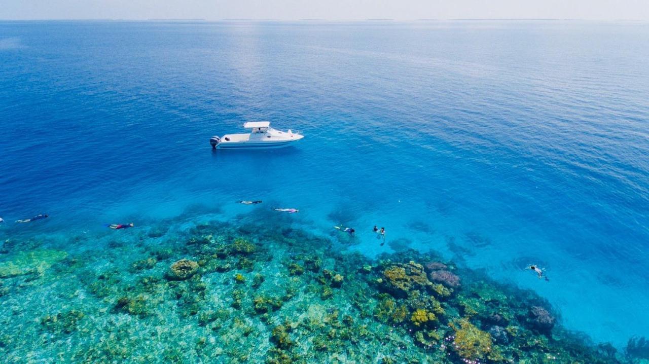 Reveries Maldives Gan  Exterior foto