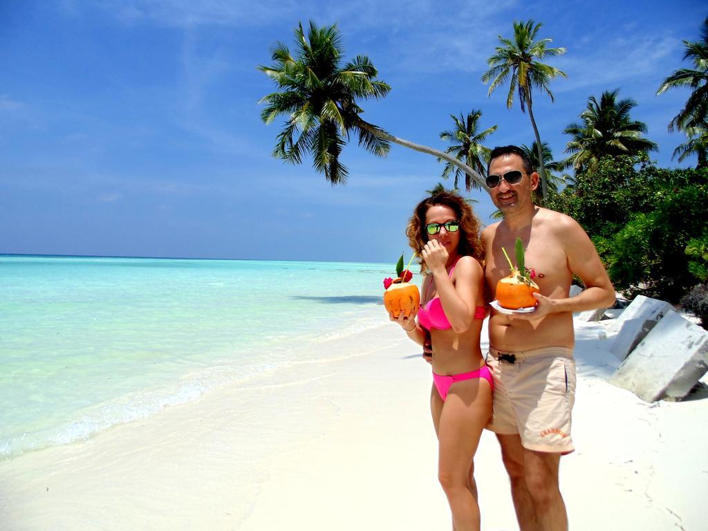 Reveries Maldives Gan  Exterior foto