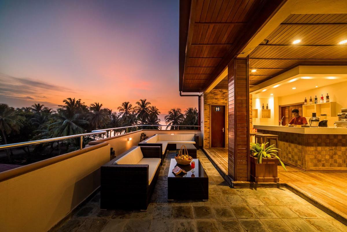 Reveries Maldives Gan  Exterior foto